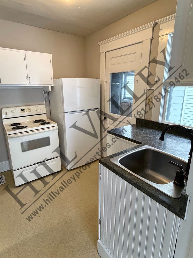 Terre Haute Apartment: 1623 Ohio St