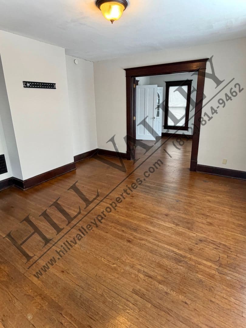Terre Haute Apartment: 1623 Ohio St
