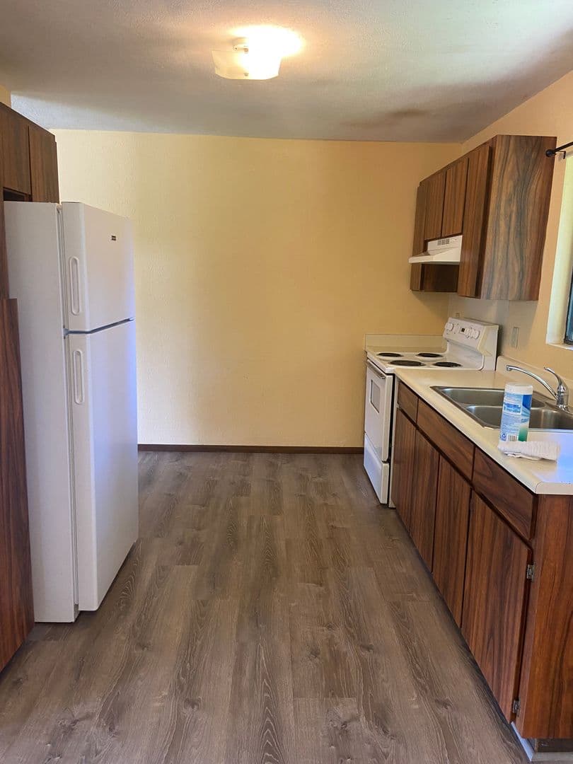 Hilo House: 2305 A Kinoole Street