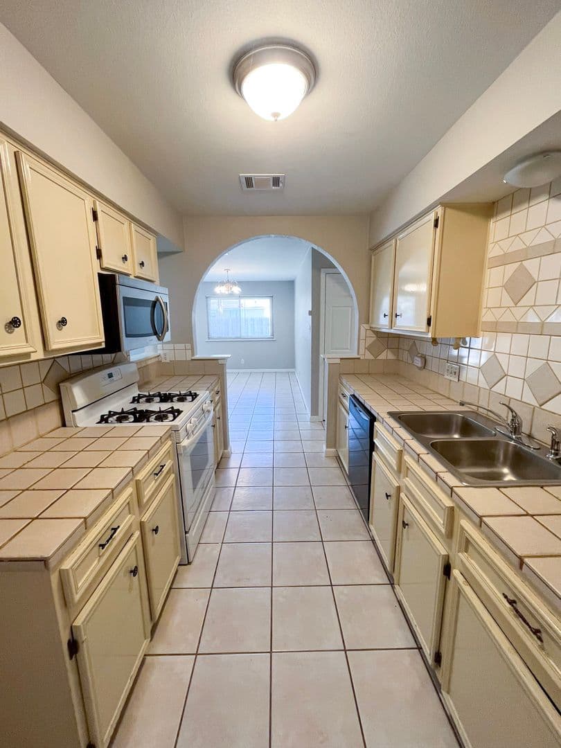 Austin House: 11516 Sandy Loam Trail