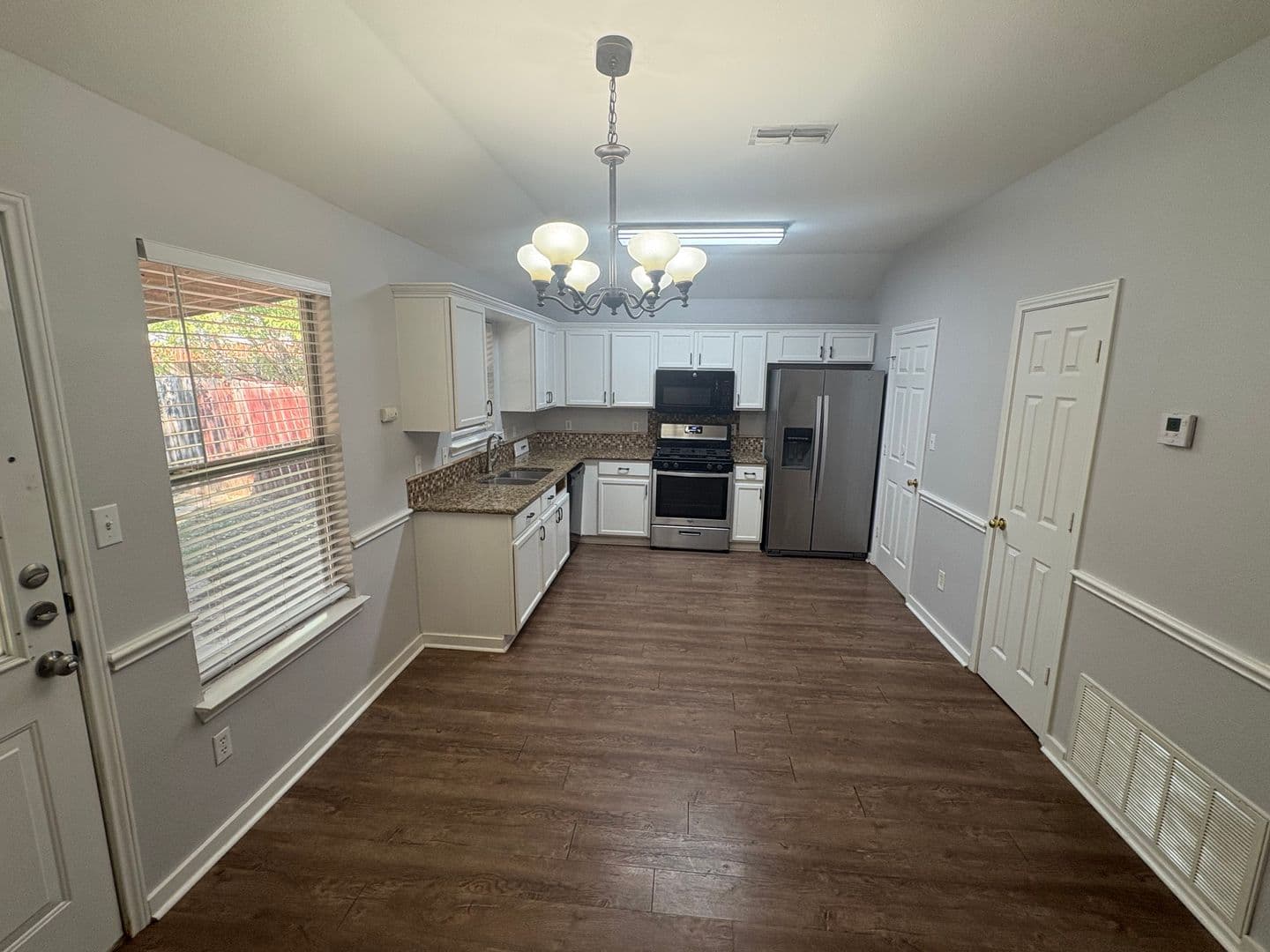 Round Rock House: 1704 Morning Meadows Cove