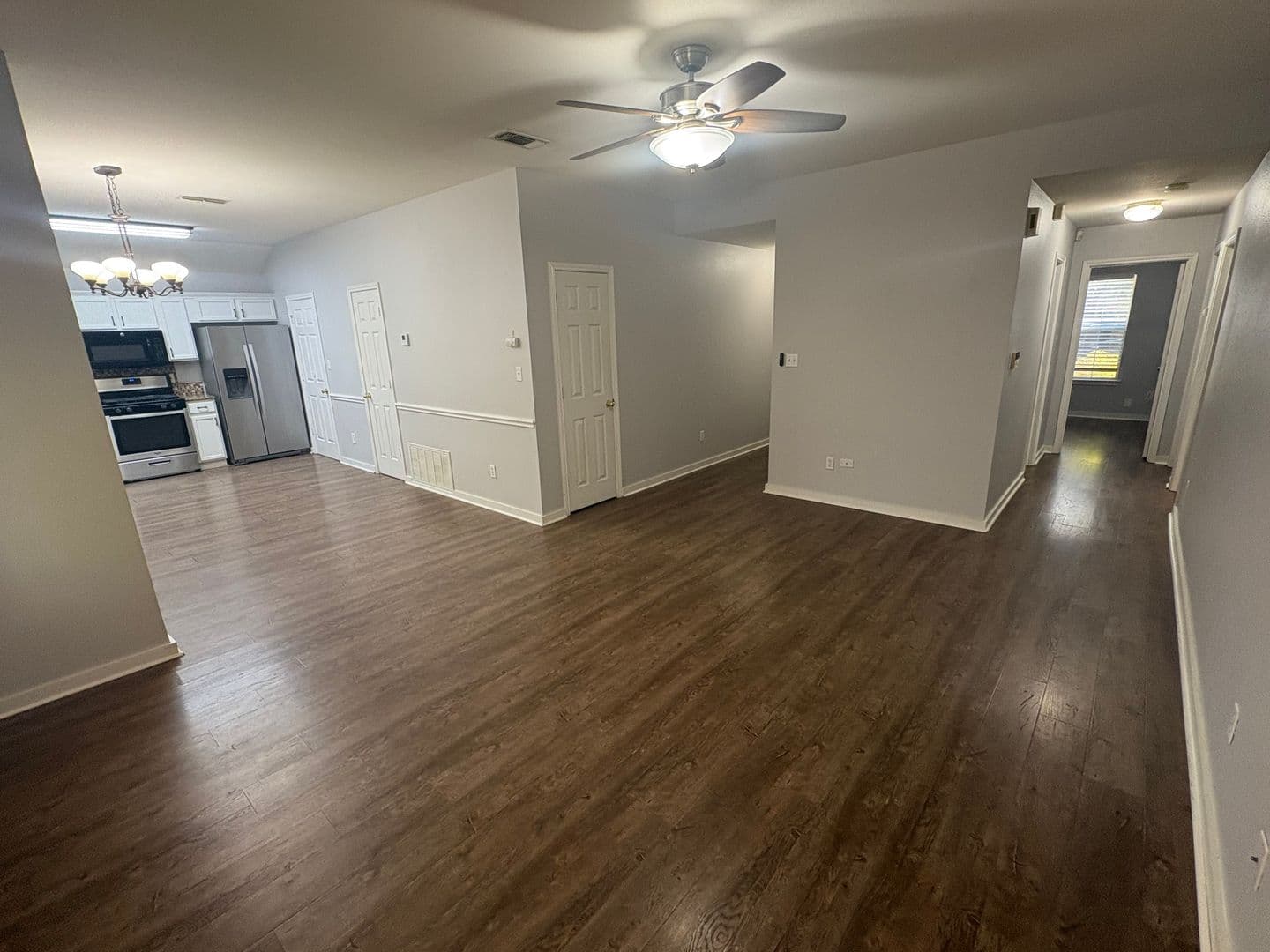 Round Rock House: 1704 Morning Meadows Cove