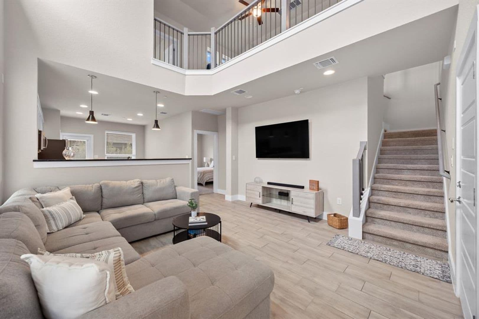 Austin House: 11315 Gadsen Lane