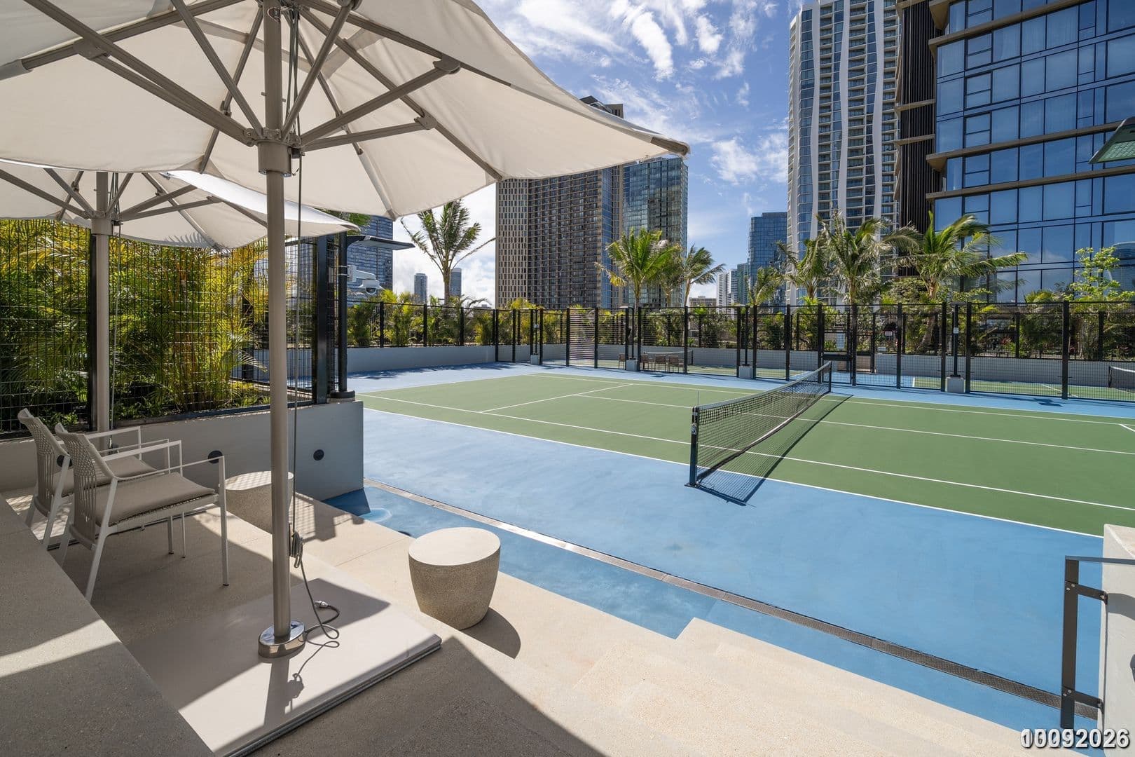 Honolulu House: 333 Ward Ave. #2815