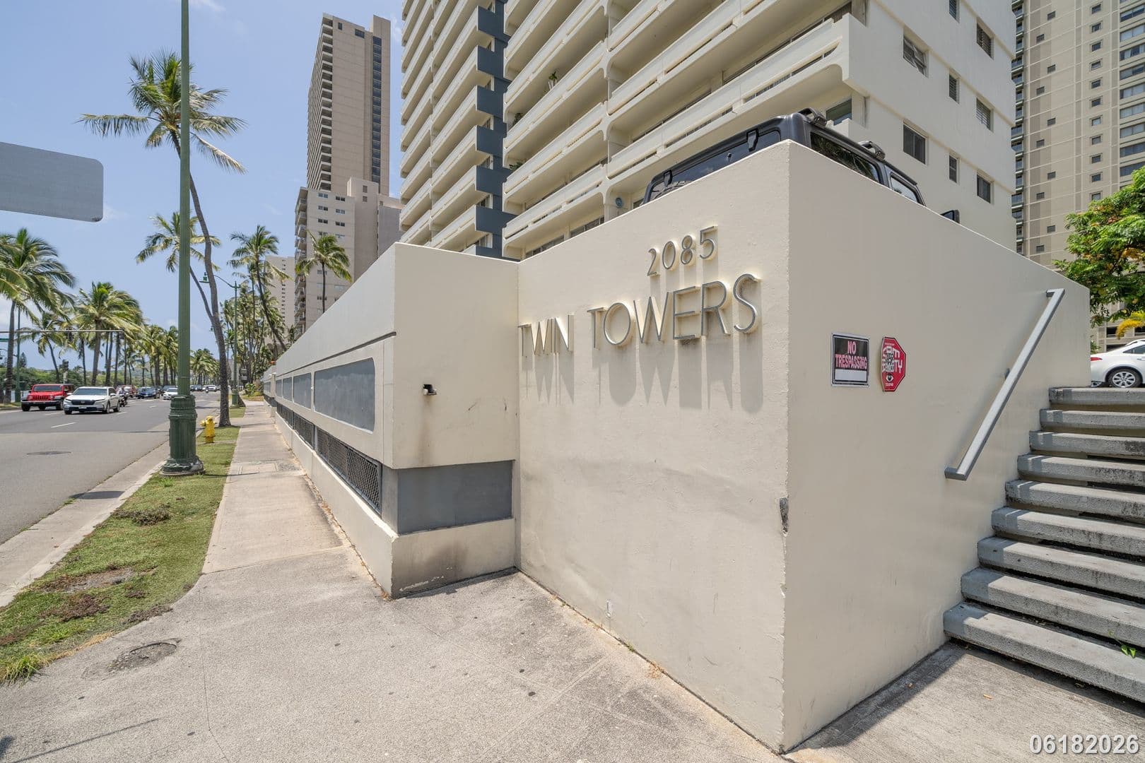 Honolulu Condo: 2085 Ala Wai Blvd. #B64