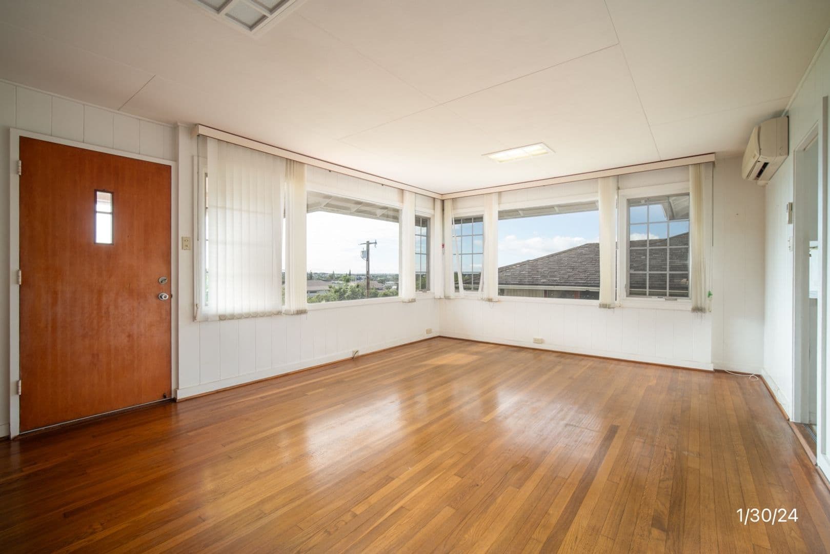 Aiea House: 99-430 Poaha Pl