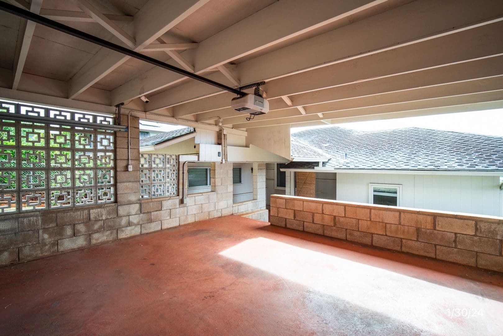 Aiea House: 99-430 Poaha Pl