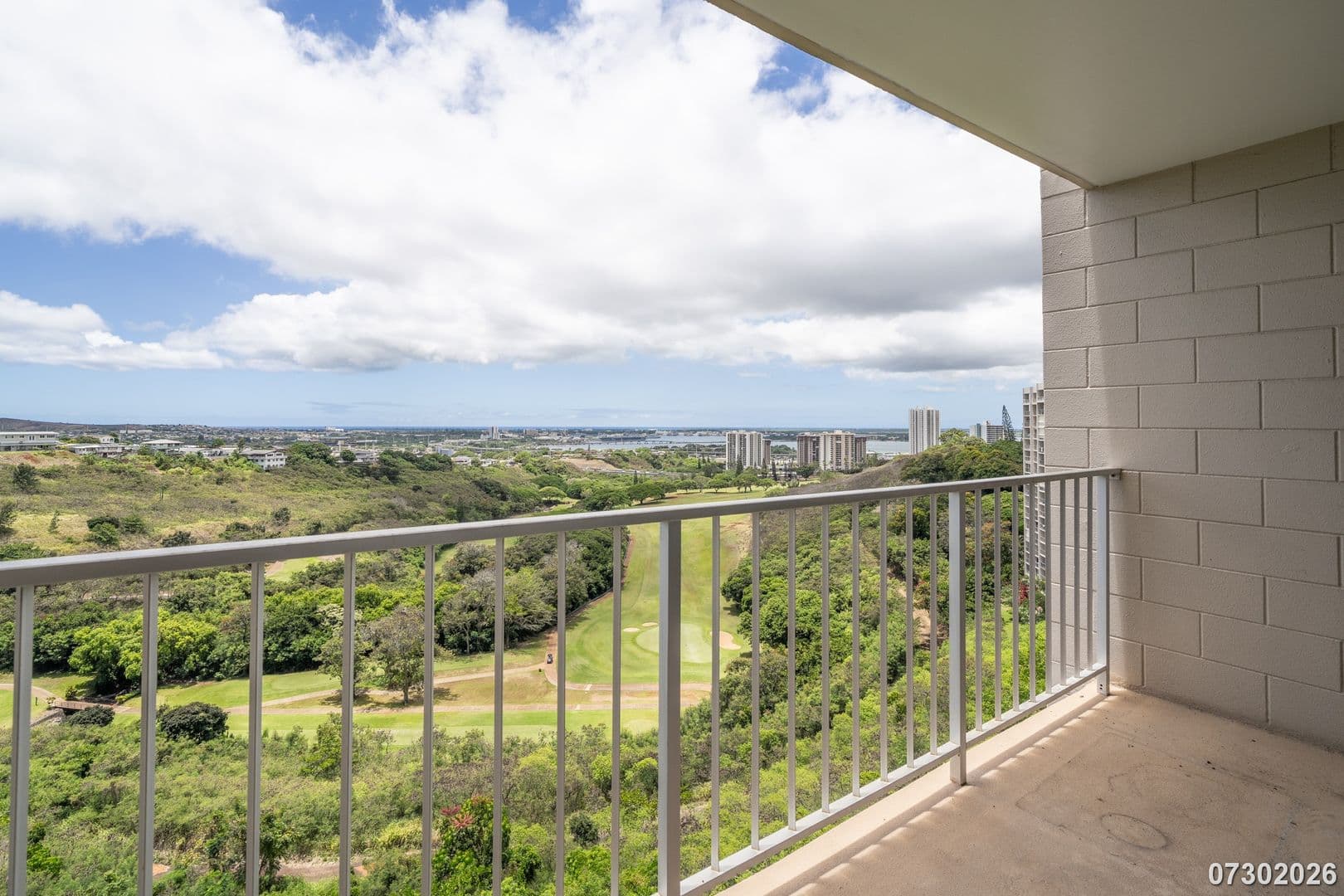 Aiea House: 98-719 Iho Pl. 5-902