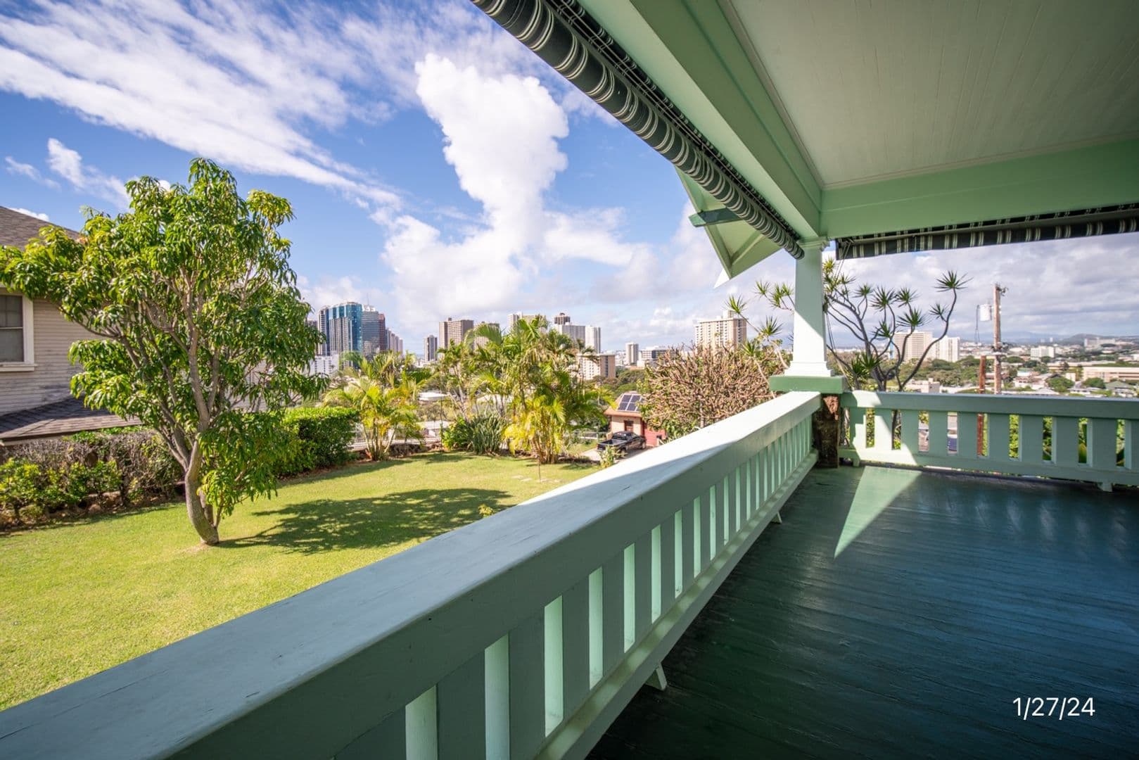 Honolulu House: 1671 Kamamalu Ave Main House