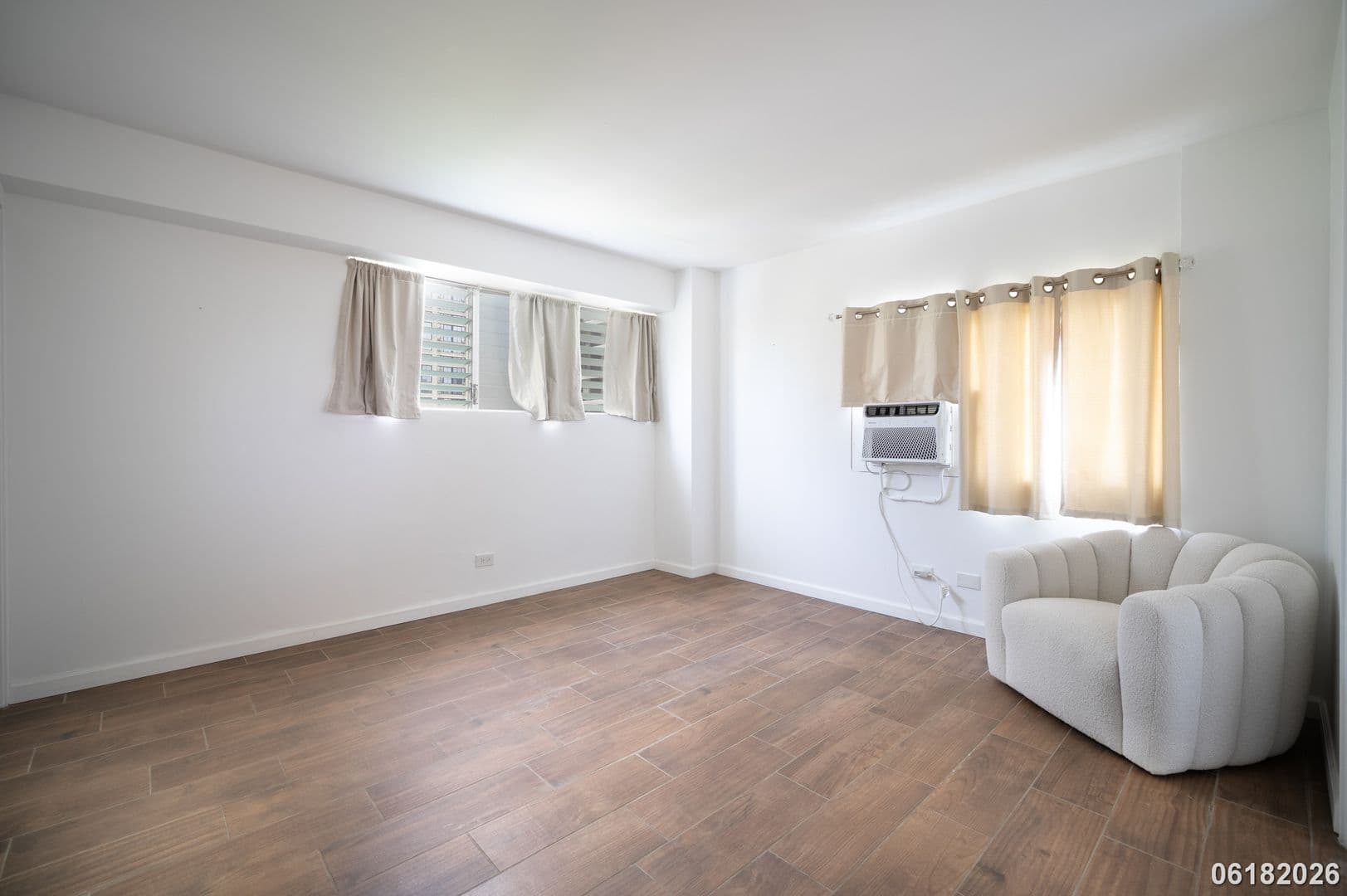 Honolulu Condo: 2085 Ala Wai Blvd. #B64