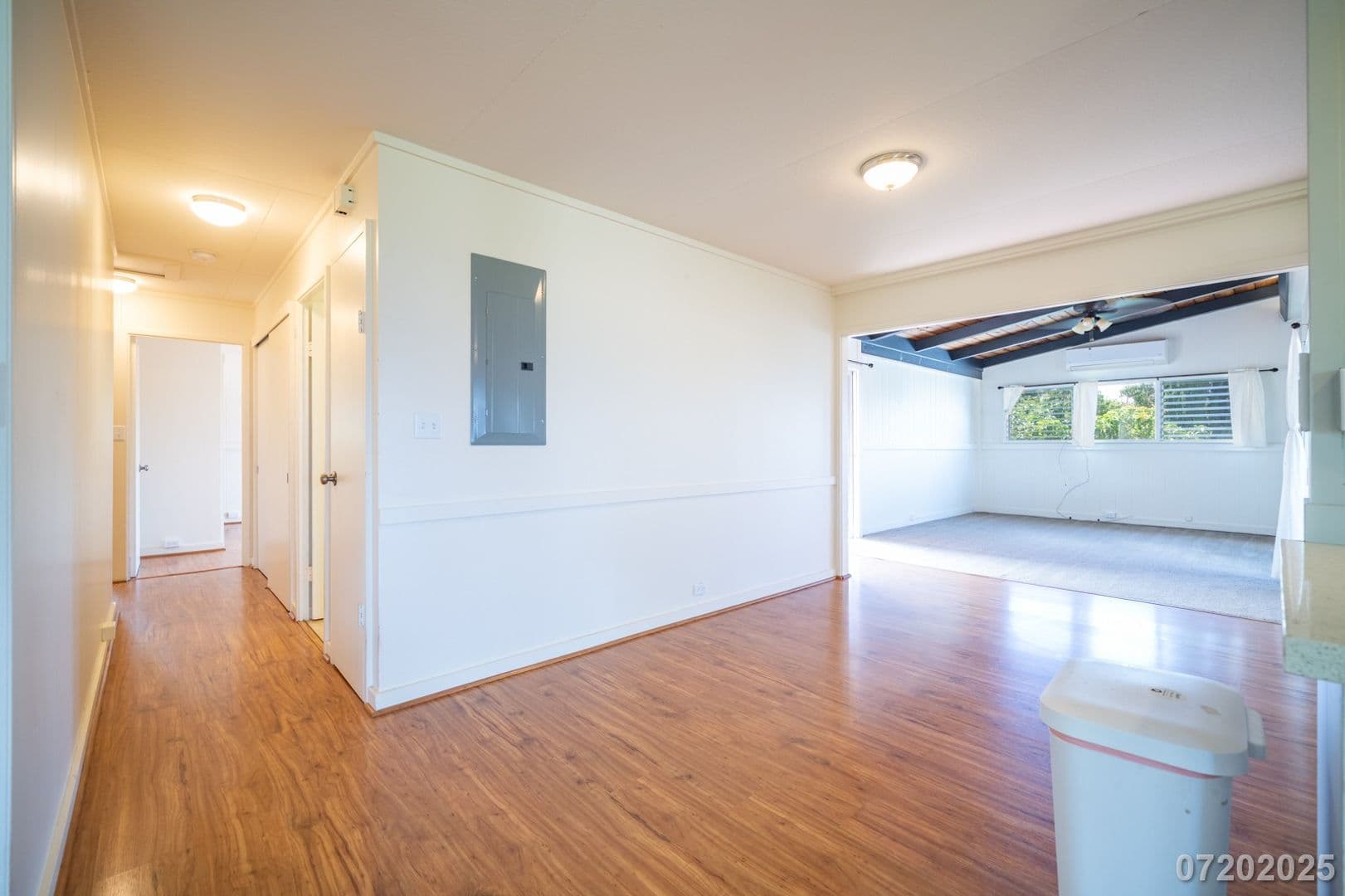 Aiea House: 99-1061 Manako Pl. -MAIN HOUSE-
