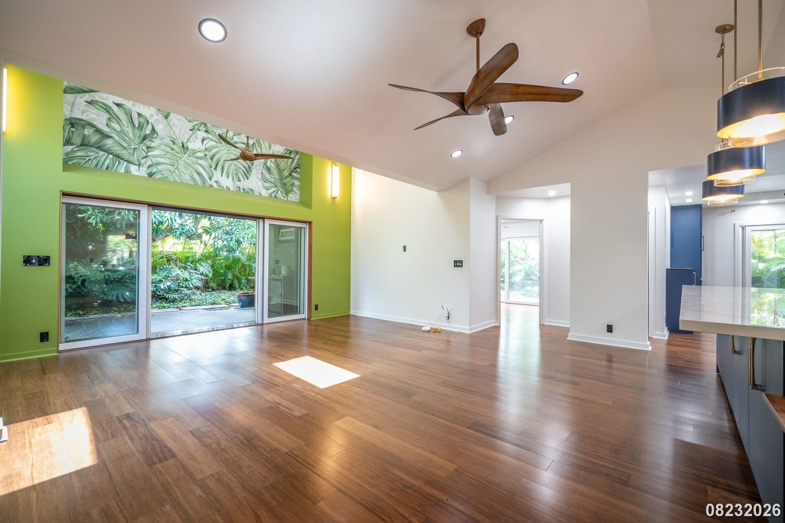 Kailua House: 427 Akoakoa Pl.