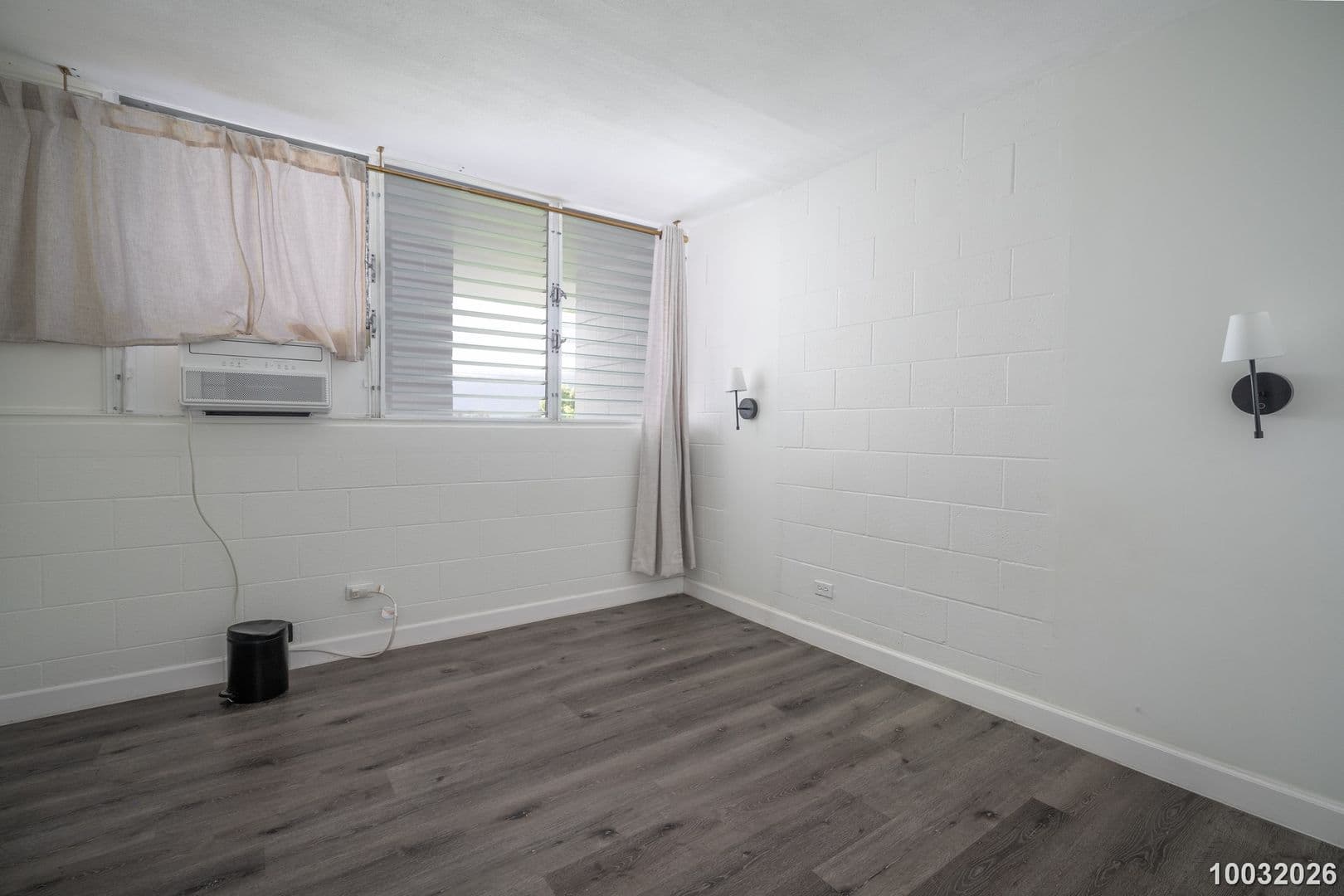 Kaneohe Condo: 46-270 Kahuhipa St. Apt. A402