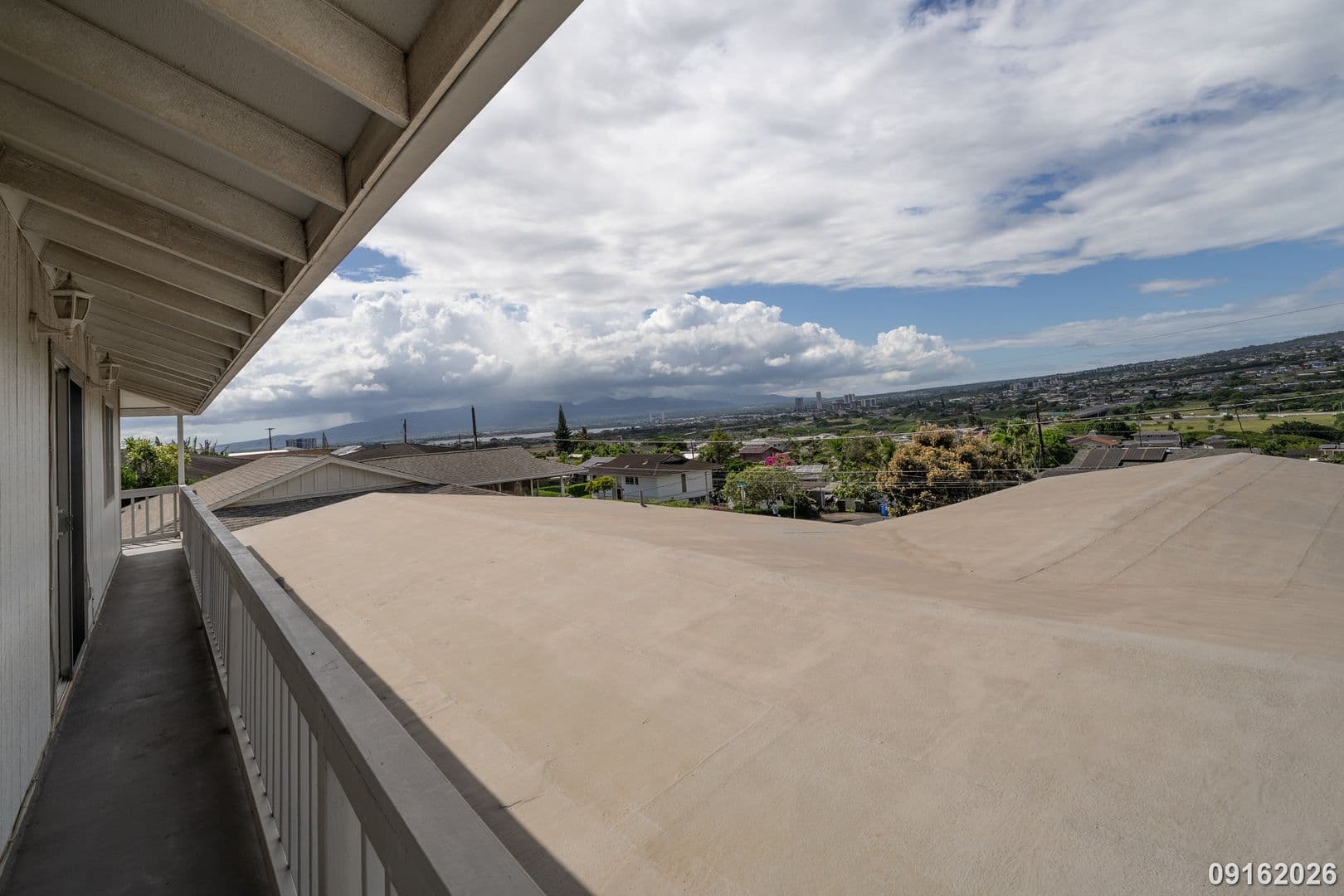Honolulu House: 4211 Halupa St.
