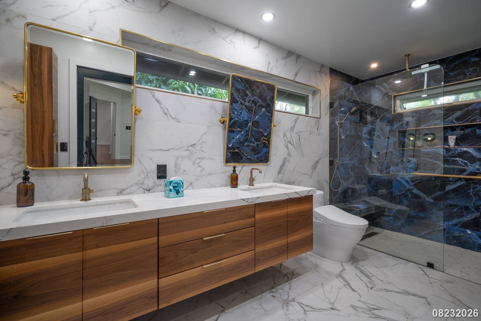Kailua House: 427 Akoakoa Pl.