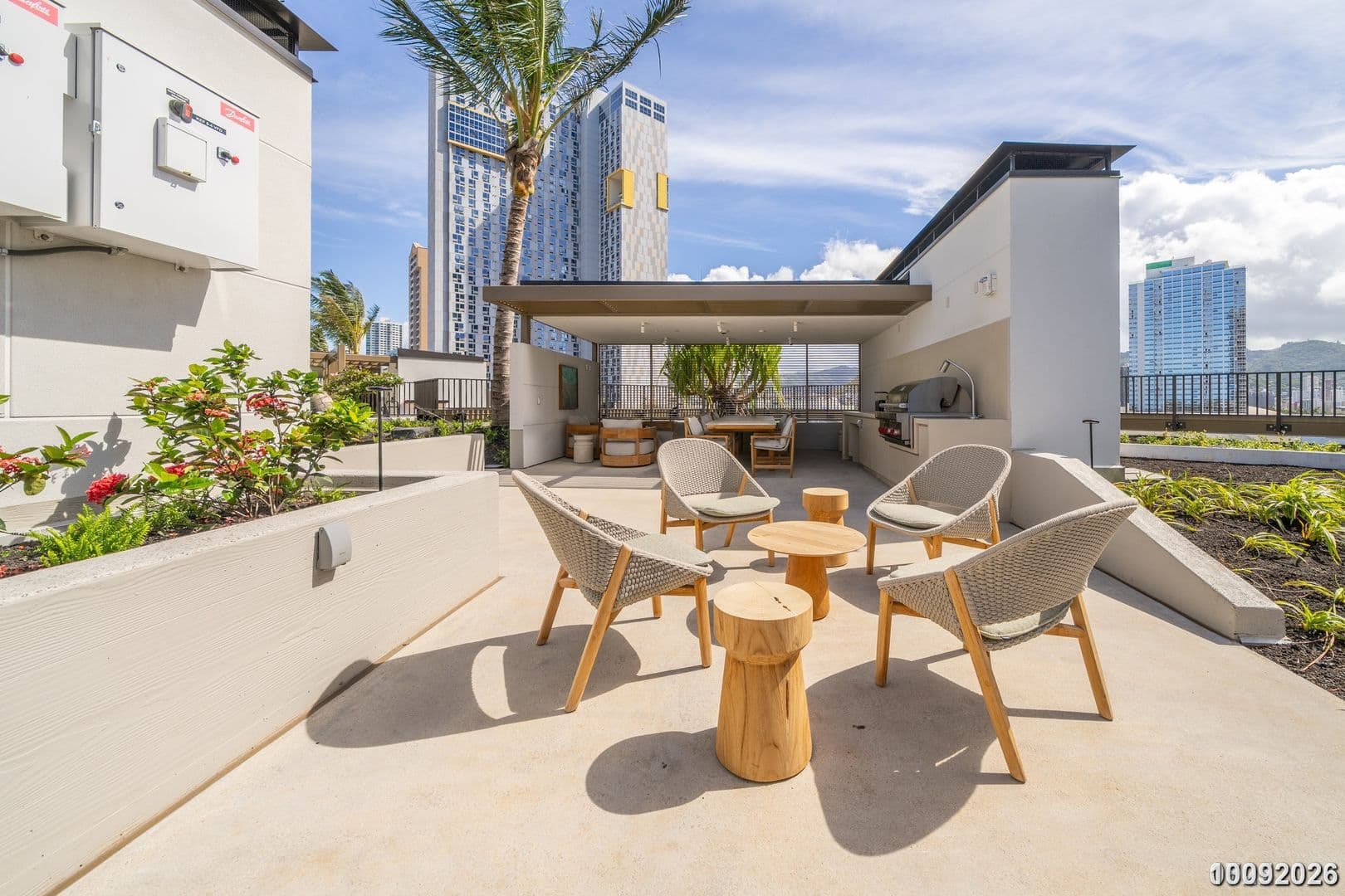 Honolulu House: 333 Ward Ave. #2815