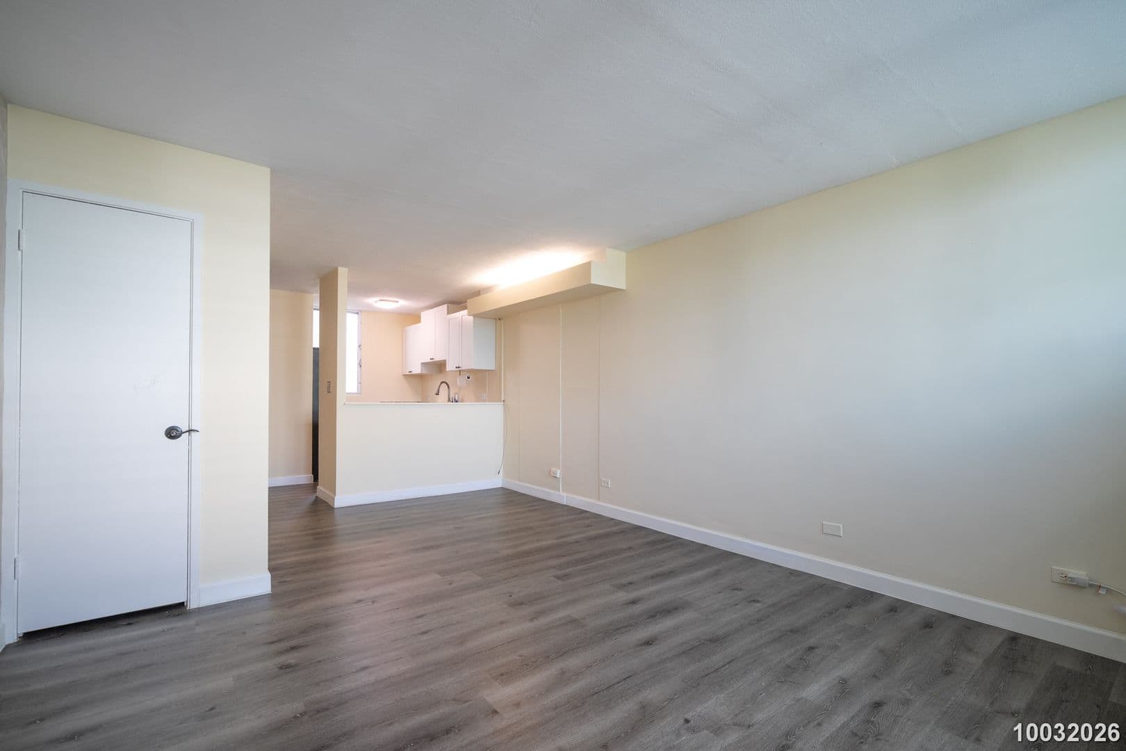 Kaneohe Condo: 46-270 Kahuhipa St. Apt. A402