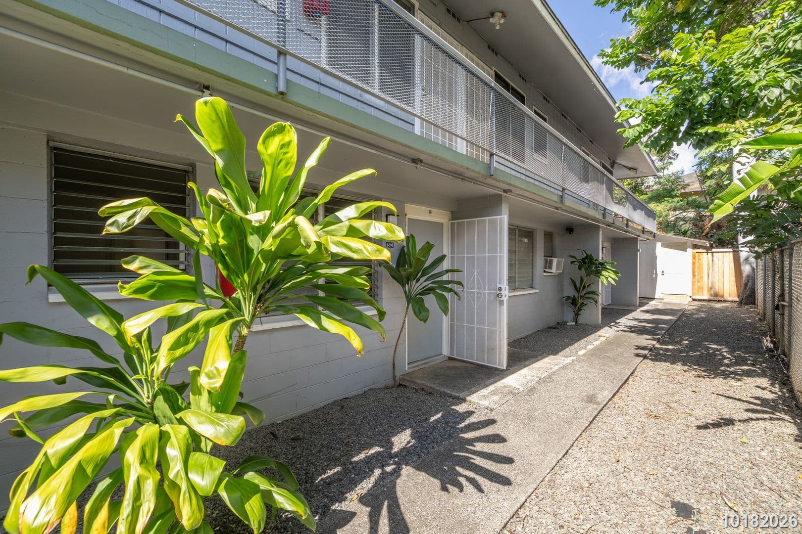 Honolulu Apartment: 1719 Nuuanu Ave.