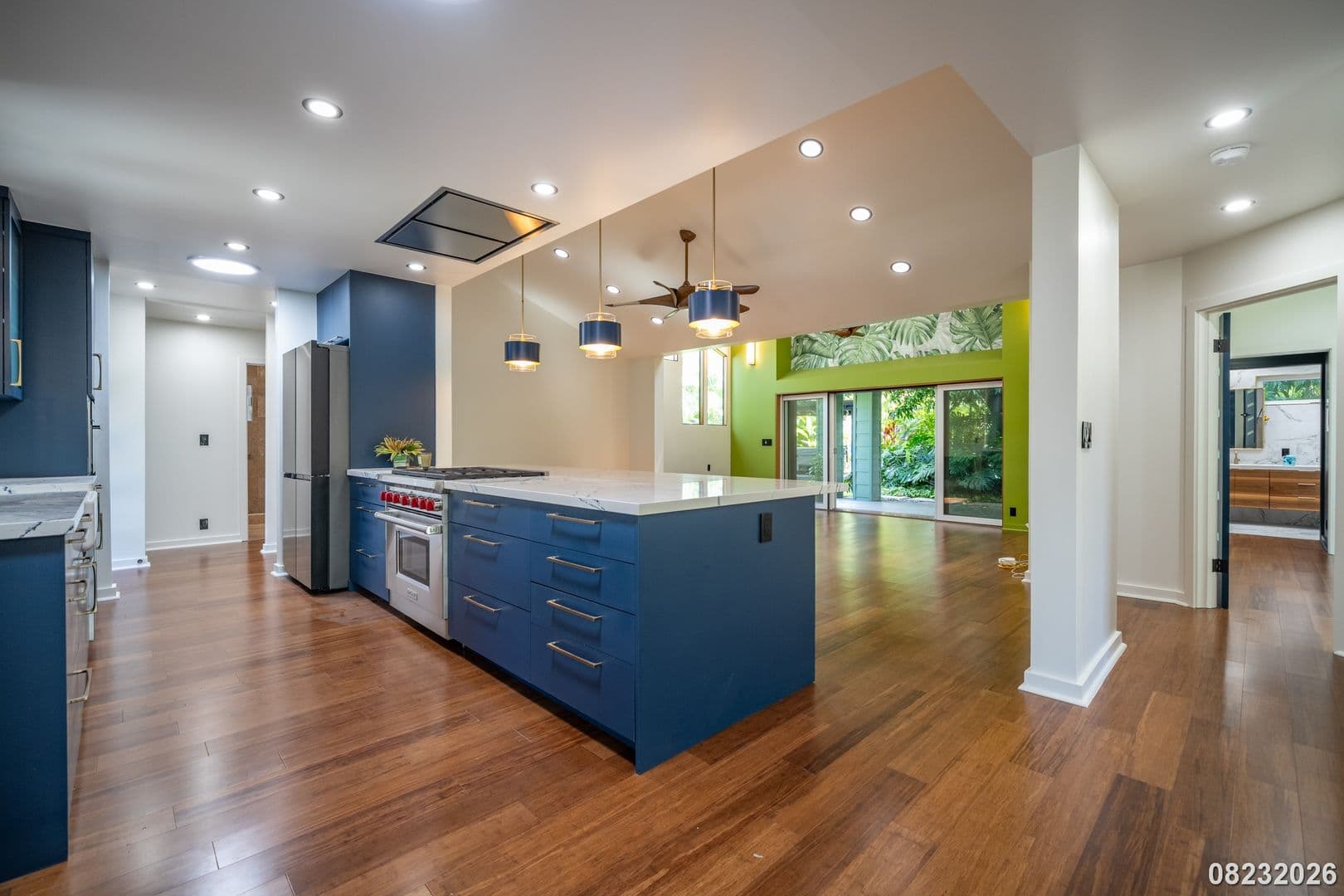 Kailua House: 427 Akoakoa Pl.