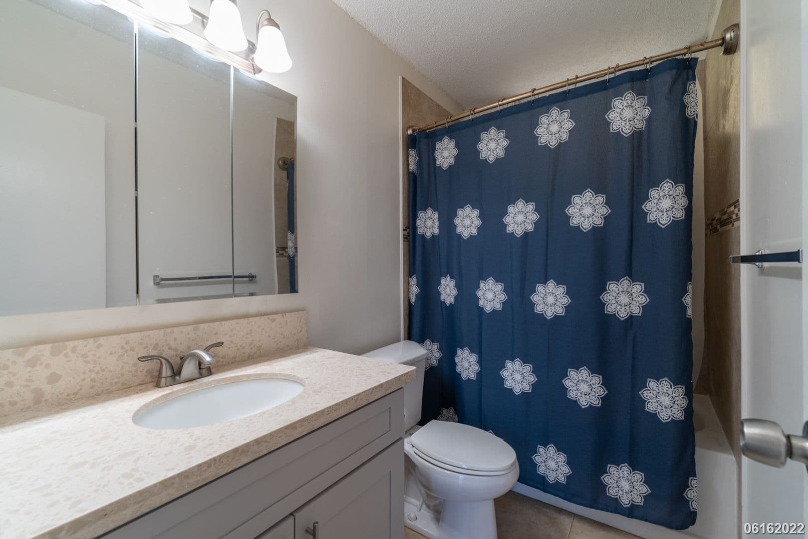 Mililani Condo: 95-2055 Waikalani Pl #B202