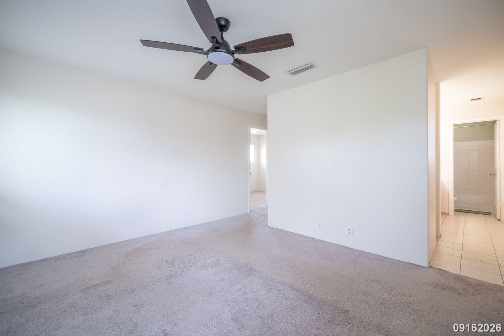 Ewa Beach House: 91-610 Makalea St.