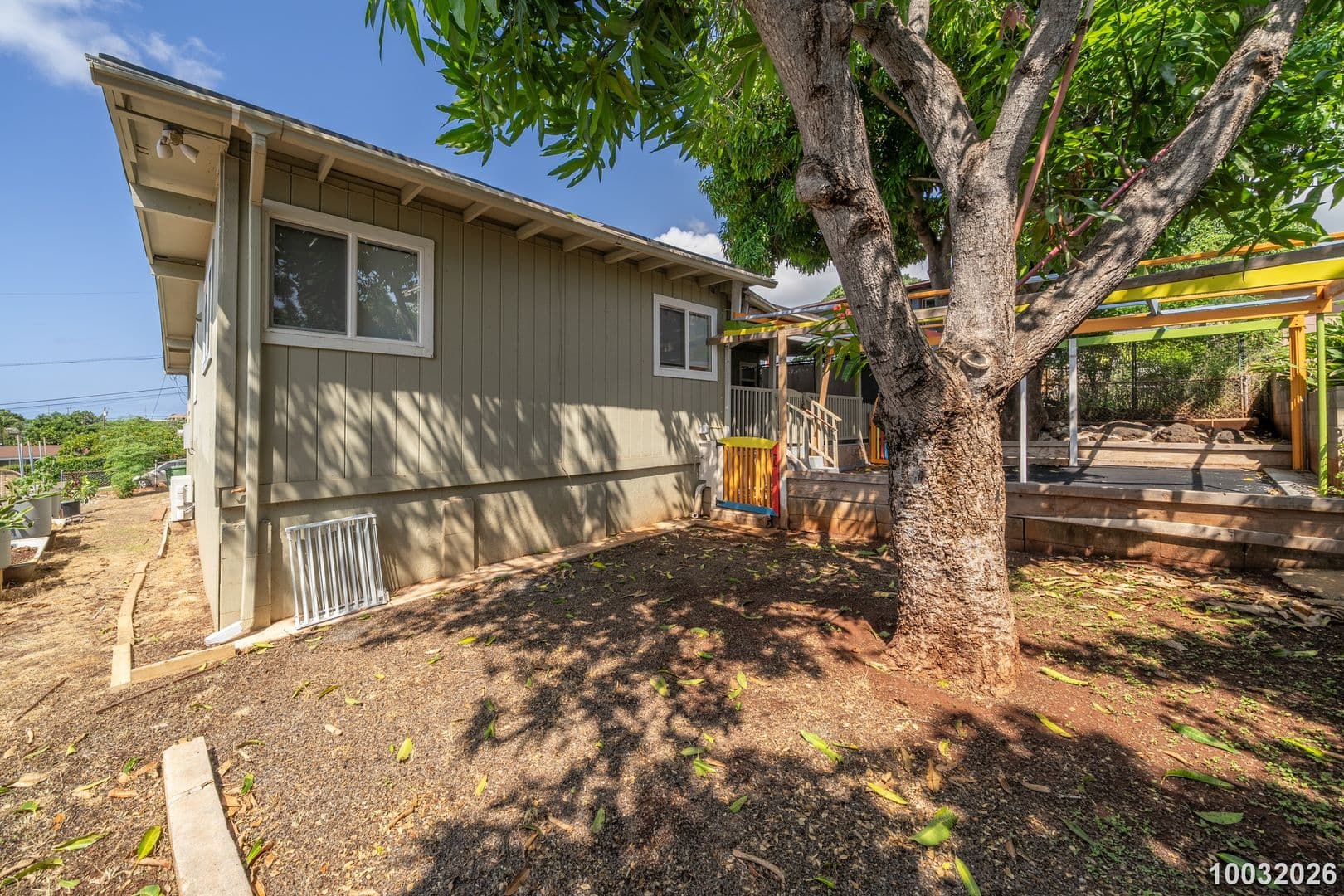 Kapolei House: 92-627 Aoloko St.