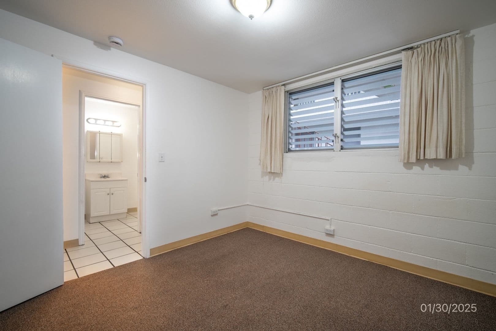 Honolulu Apartment: 1654 Liholiho St.