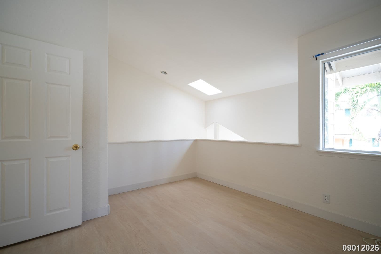 Waipahu House: 94-209 Wehena Pl.