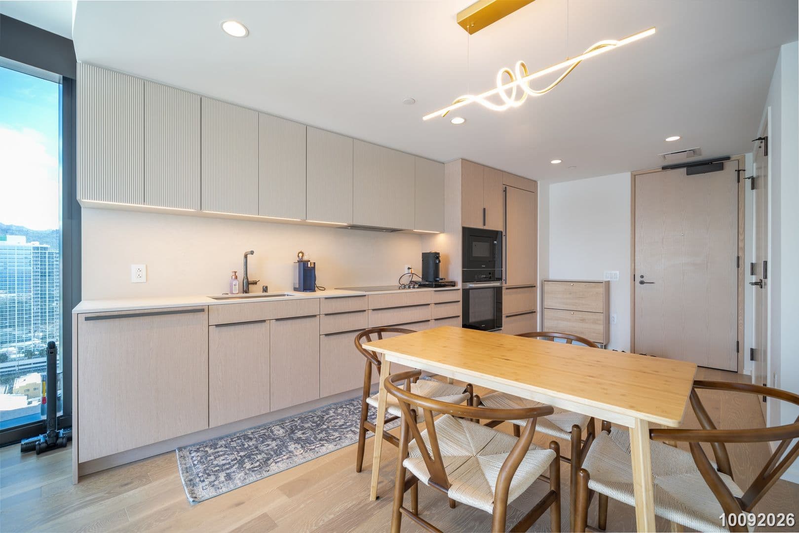Honolulu House: 333 Ward Ave. #2815