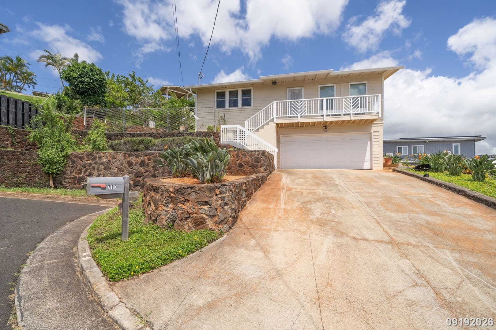 Pearl City House: 710 Hoohoa Pl.