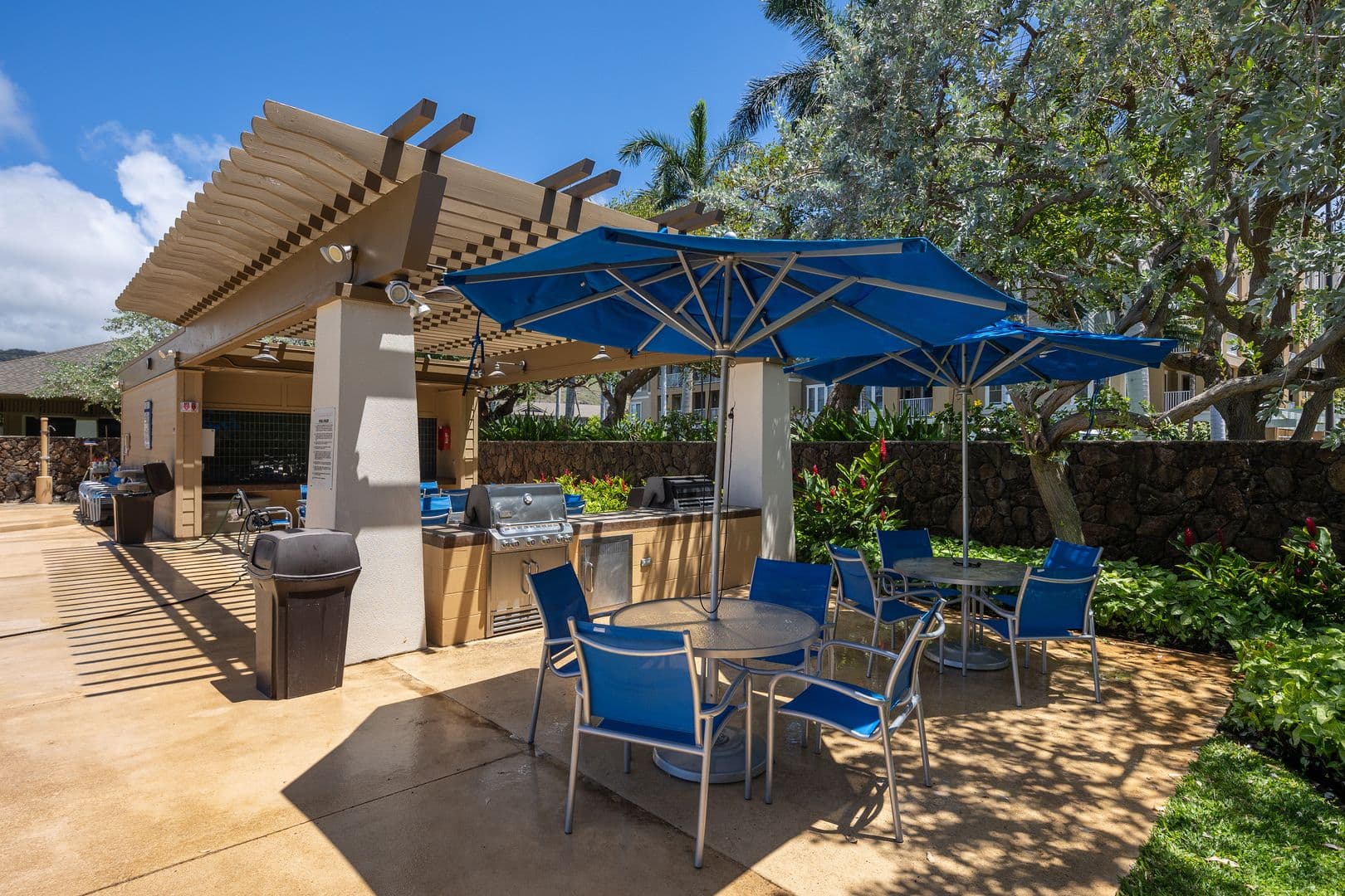 Honolulu Condo: 520 Lunalilo Home Rd #6206