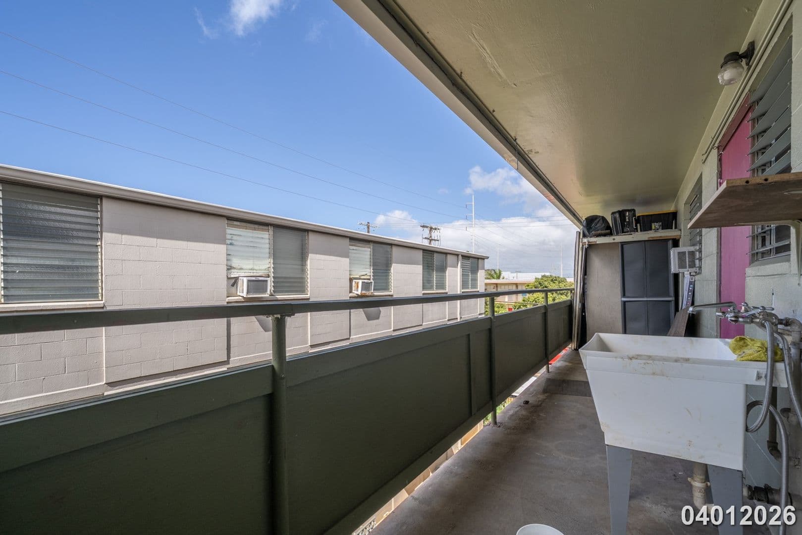 Honolulu House: 617 McNeill St. Apt. 302