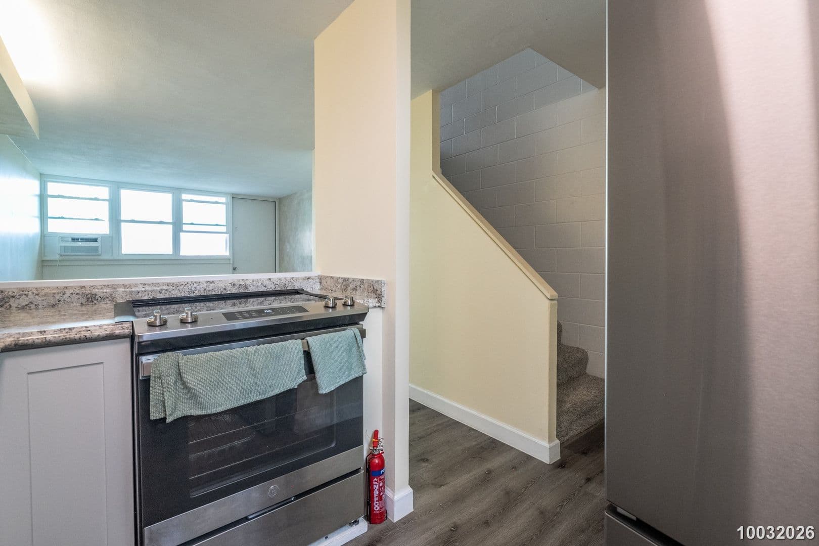 Kaneohe Condo: 46-270 Kahuhipa St. Apt. A402