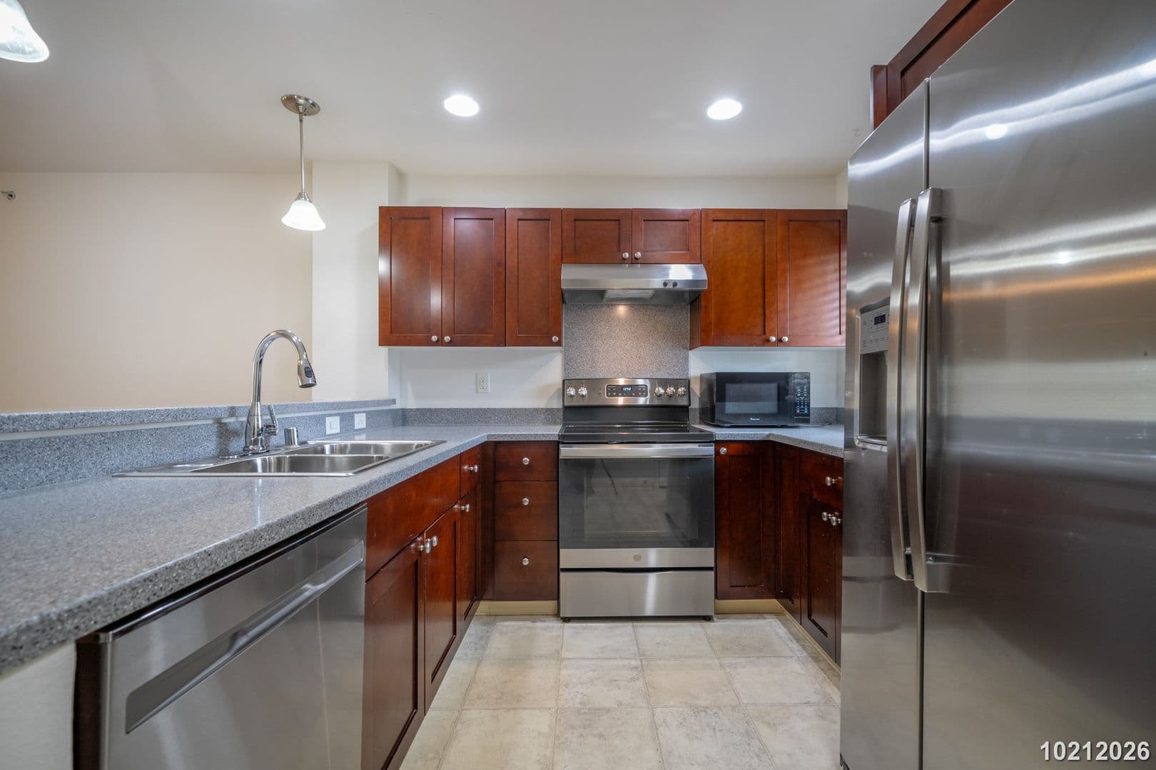 Kapolei House: 1020 Kakala St.