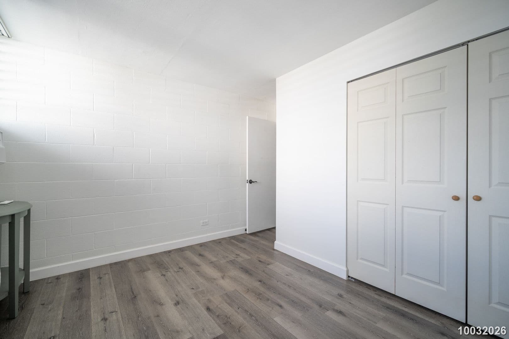 Kaneohe Condo: 46-270 Kahuhipa St. Apt. A402