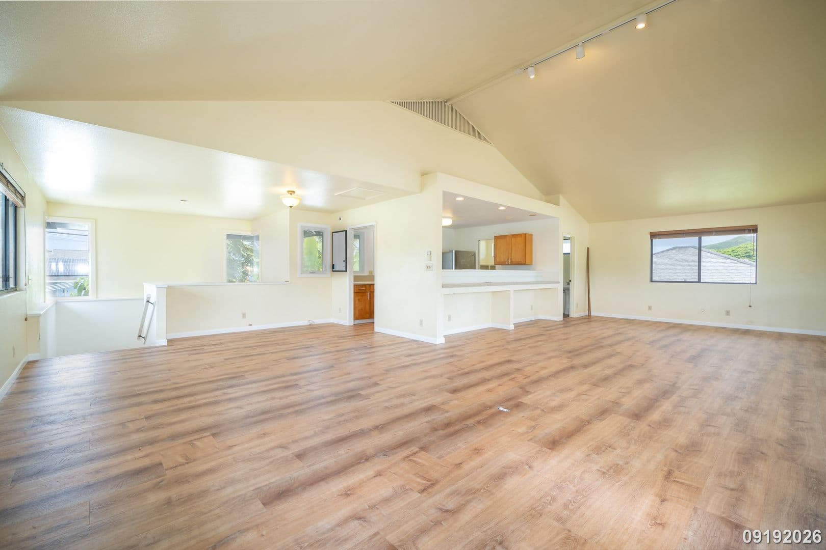 Kailua House: 237 Kihapai Street