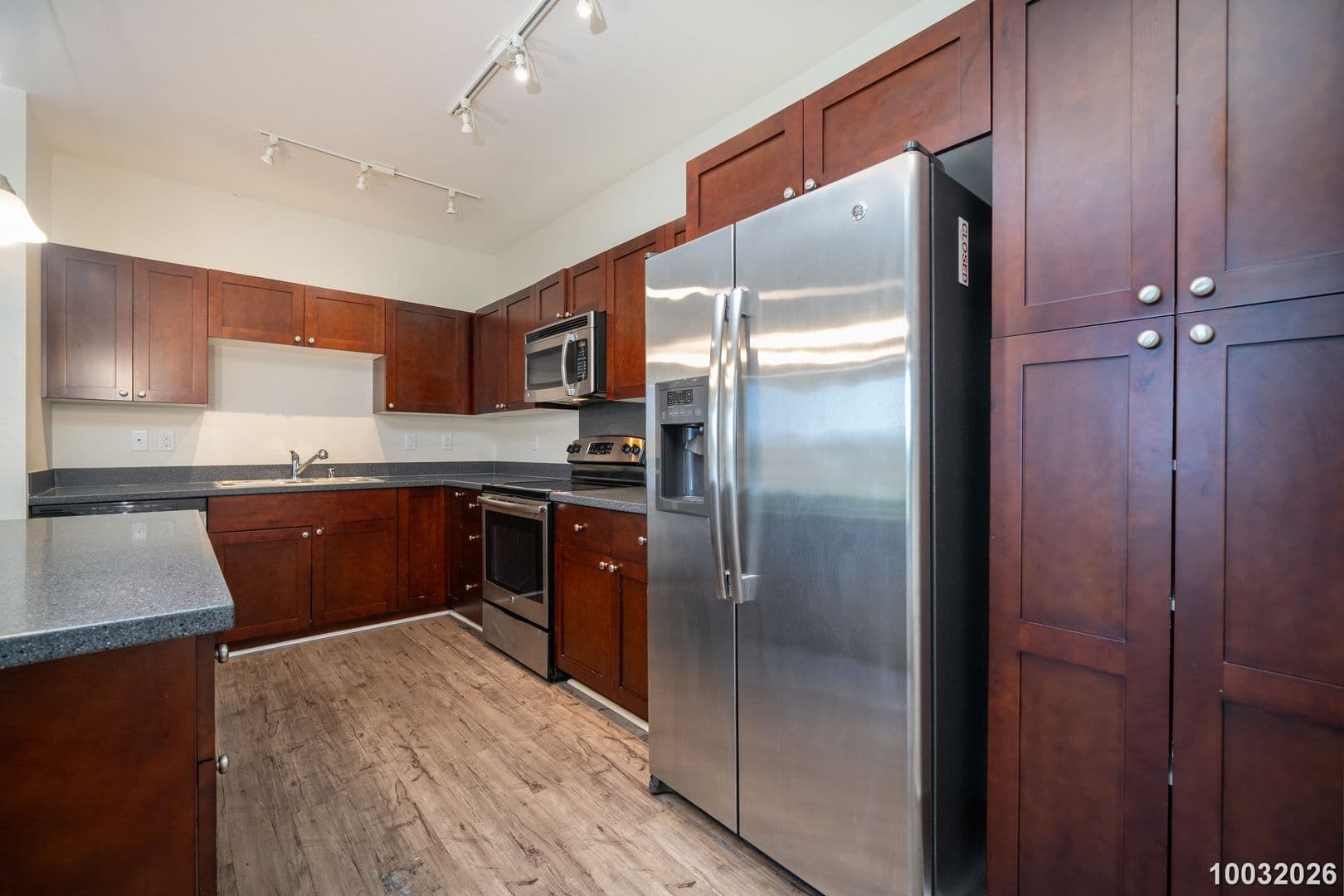 Kapolei Townhome: 1020 Kakala St. #821