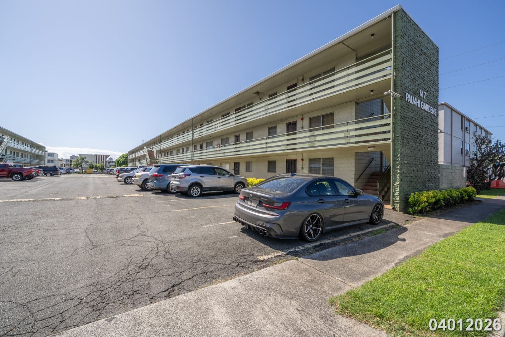 Honolulu House: 617 McNeill St. Apt. 302