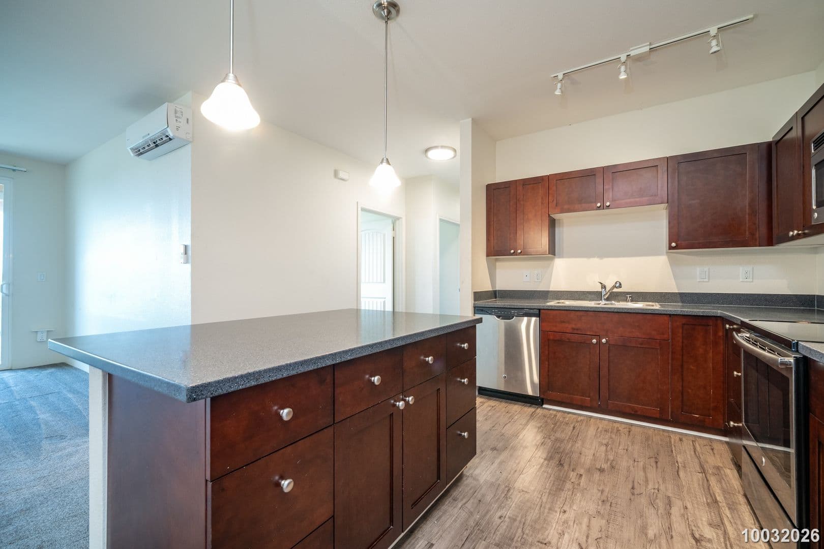 Kapolei Townhome: 1020 Kakala St. #821