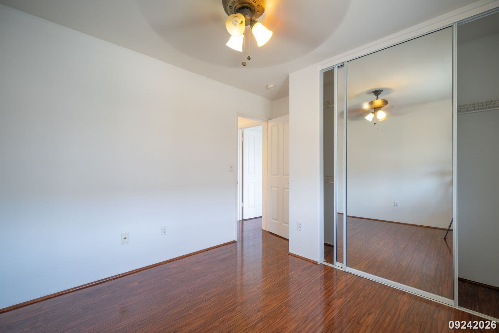 Kapolei House: 91-1195 Kaiau Ave. #1207