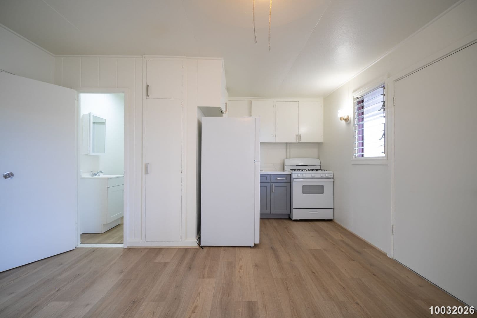 Honolulu Apartment: 1719 Nuuanu Ave.