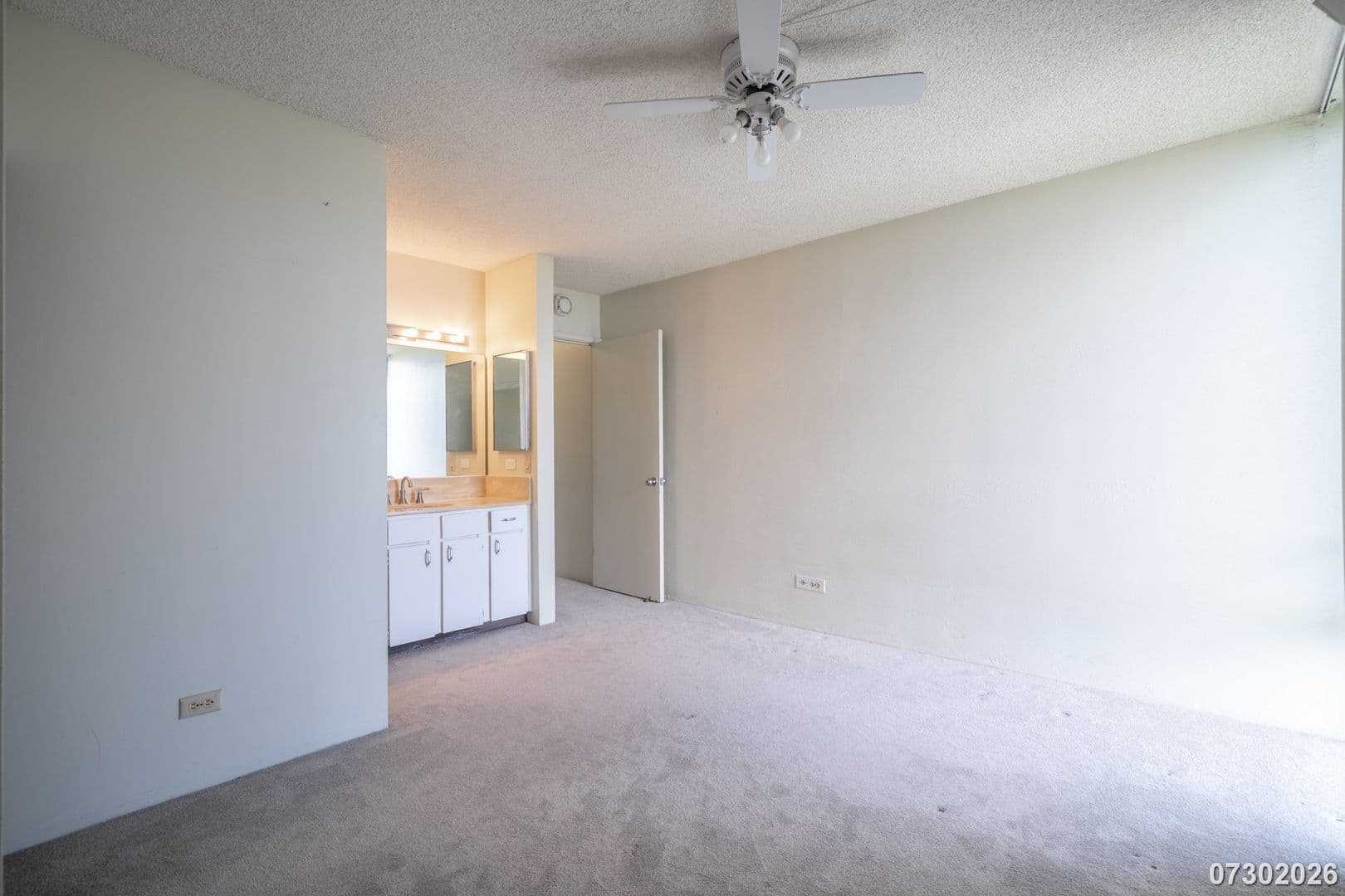 Aiea House: 98-719 Iho Pl. 5-902