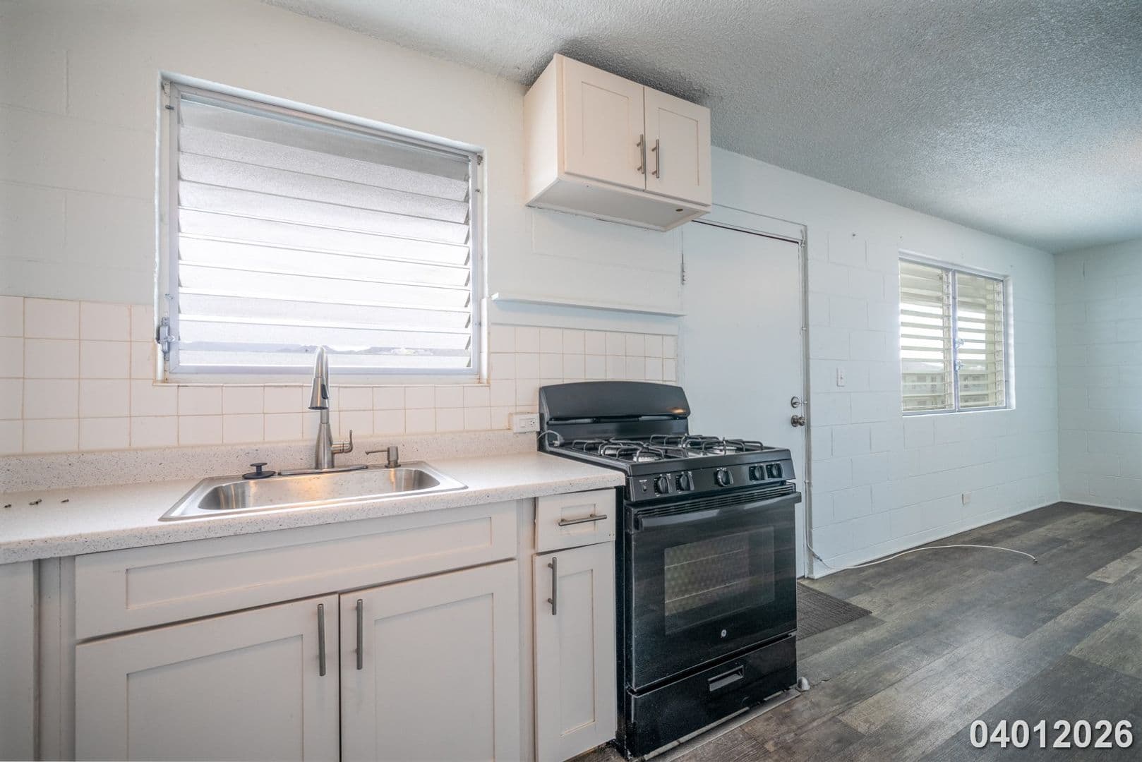 Honolulu House: 617 McNeill St. Apt. 302