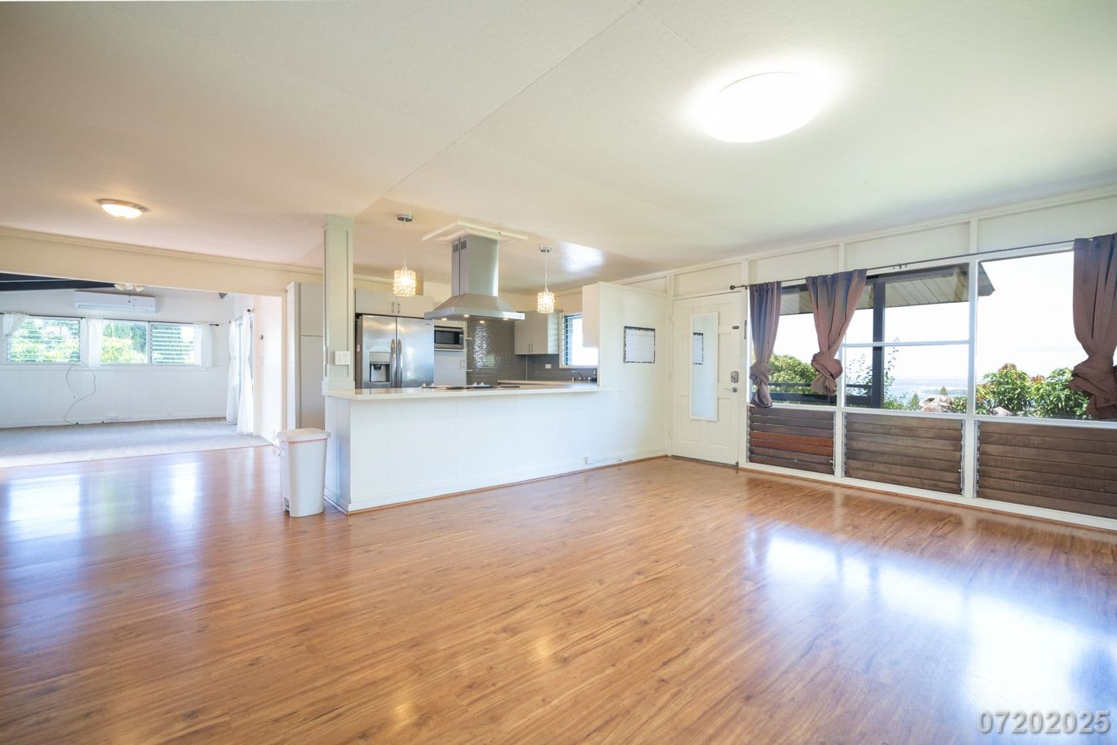 Aiea House: 99-1061 Manako Pl. -MAIN HOUSE-