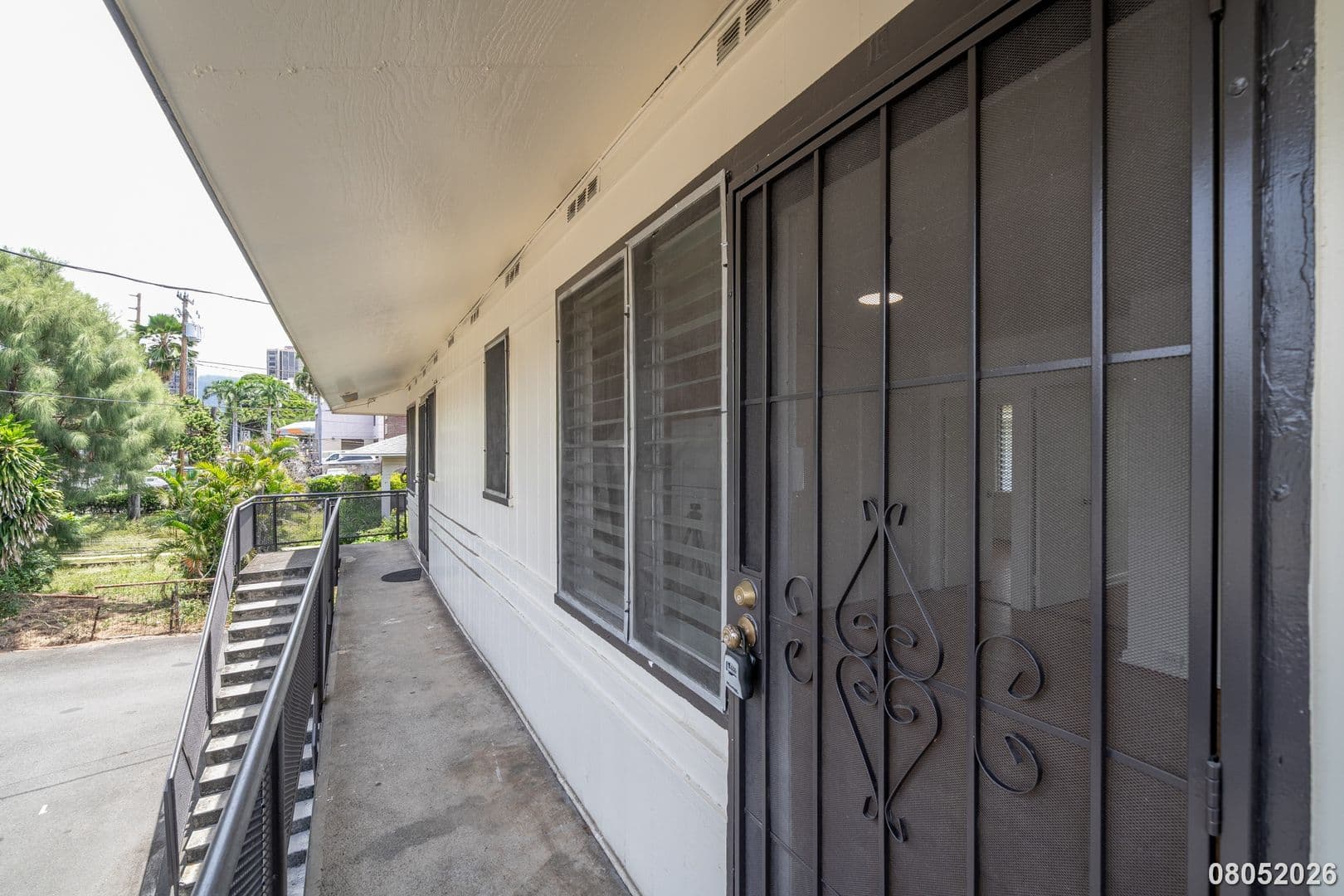 Honolulu Apartment: 1719 Nuuanu Ave.