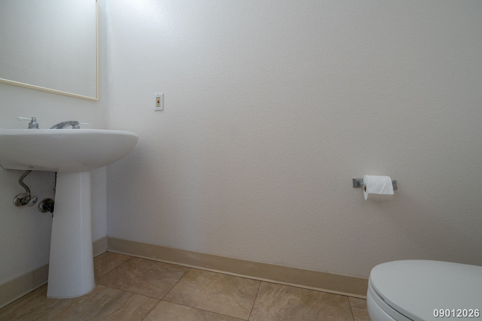 Waipahu House: 94-209 Wehena Pl.