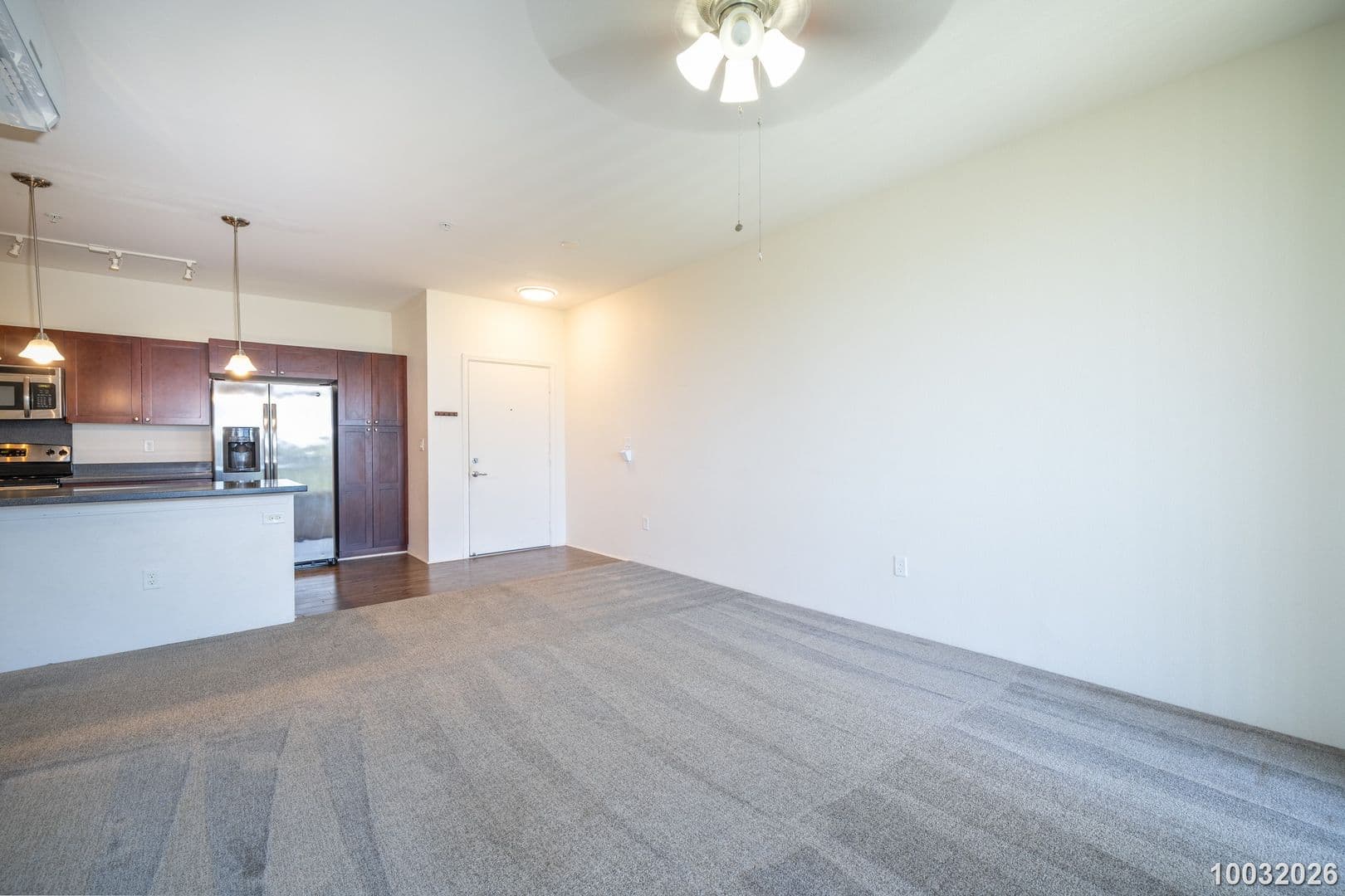 Kapolei Townhome: 1020 Kakala St. #821