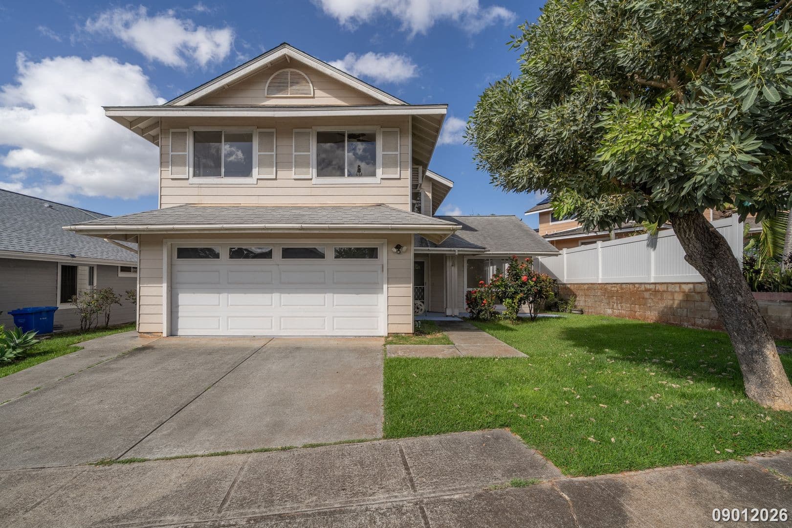 Waipahu House: 94-209 Wehena Pl.