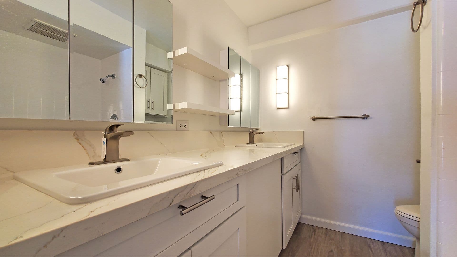 Honolulu Condo: 1655 Makaloa St. #2101