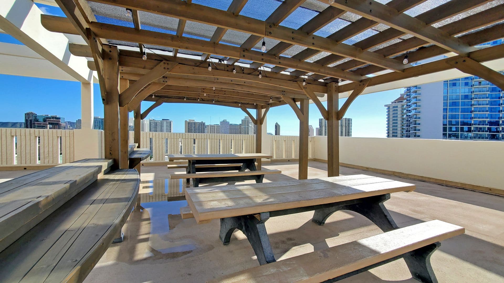 Honolulu Condo: 1655 Makaloa St. #2101